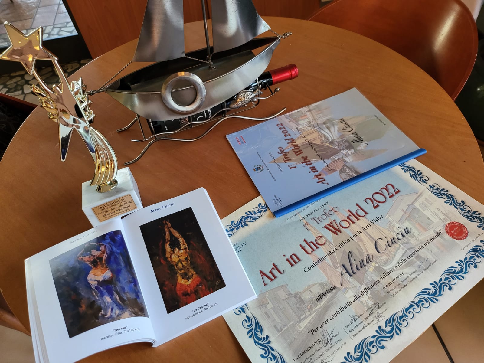 ArteDiAlina.com award: 1° Trofeo Art in the World 2022 - &ldquo;Into the blue 2&rdquo; & &ldquo;La fiamma&rdquo;